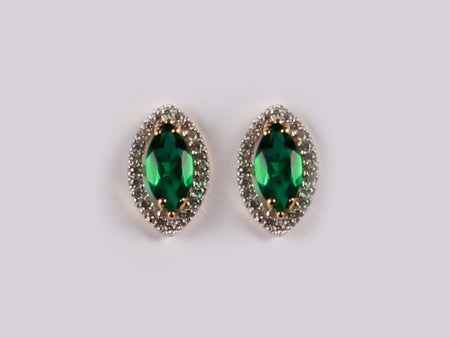 9 CT Yellow Gold Earring.