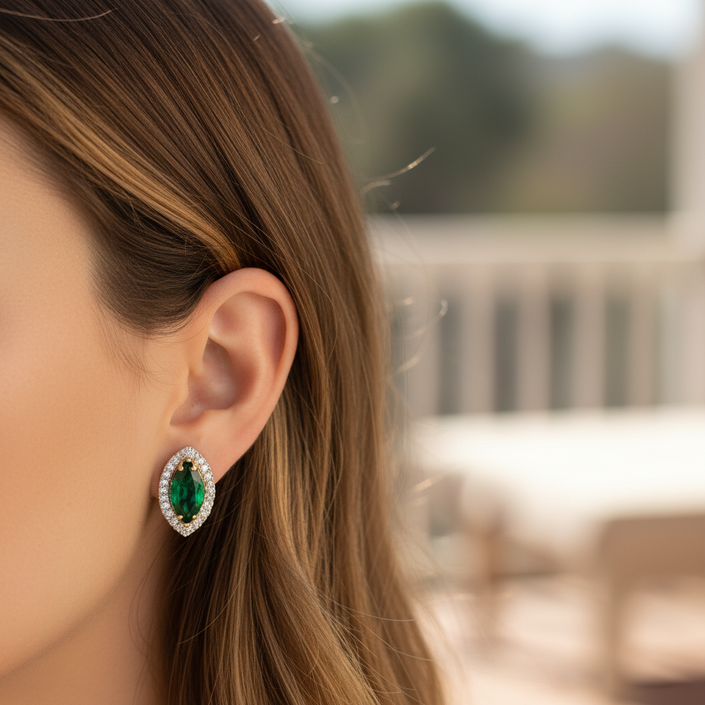 9 CT Yellow Gold Earring.