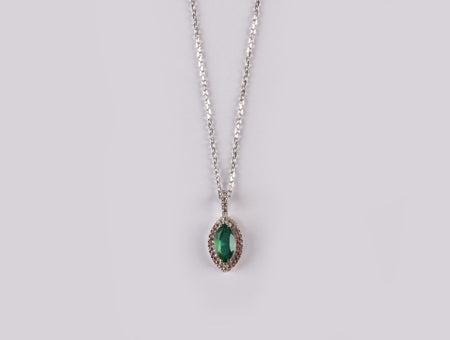 9 CT White Gold Emerald Necklace