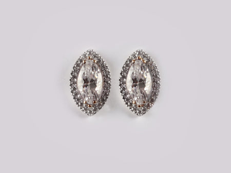 9 CT Yellow Gold Earring.