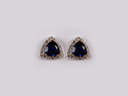 9 CT Yellow Gold Earring.