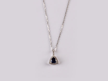 9 CT White Gold Sapphire Necklace