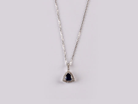 9 CT White Gold Sapphire Necklace