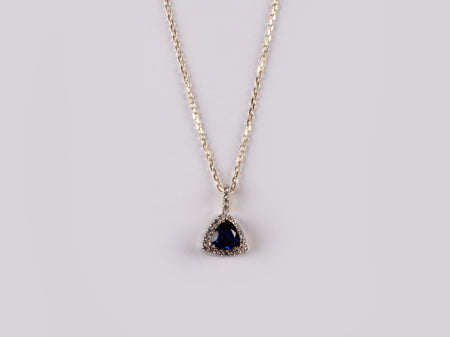 9 CT Yellow Gold Sapphire Necklace