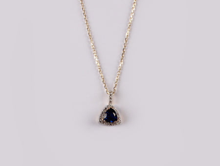 9 CT Yellow Gold Sapphire Necklace