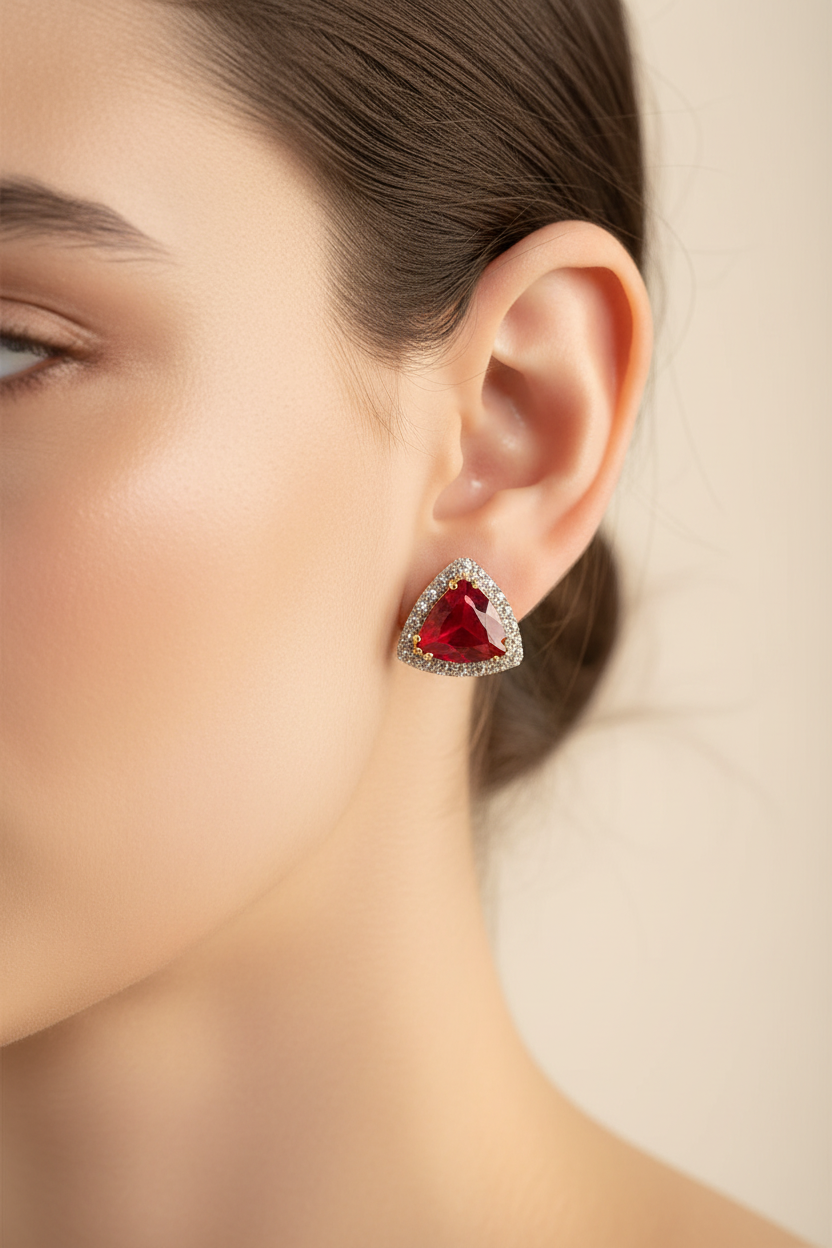 9 CT Yellow Gold Earring.