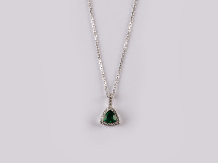 9 CT White Gold Emerald Necklace