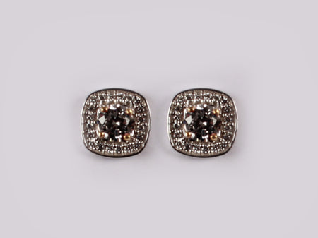 9 CT Yellow Gold Earring.