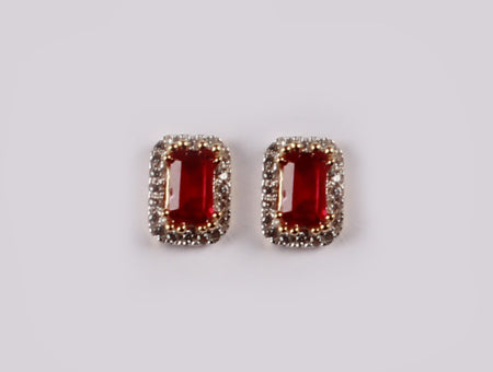9 CT Yellow Gold Earring.
