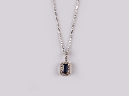 9 CT White Gold Sapphire Necklace