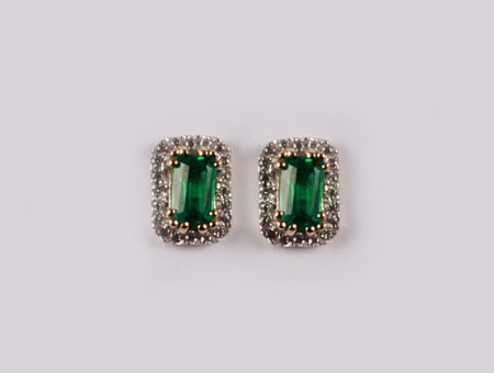 9 CT Yellow Gold Earring.