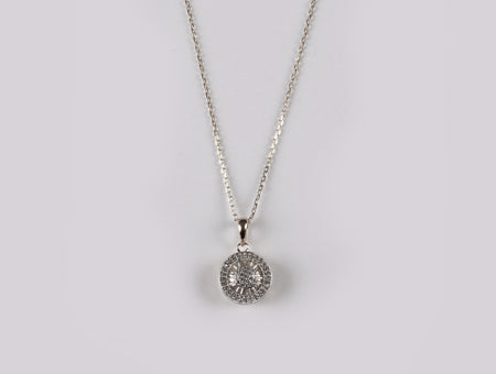 9 CT White Gold Necklace
