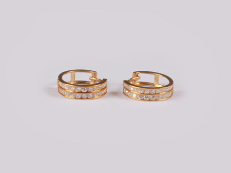 9 CT Yellow Gold Earring.