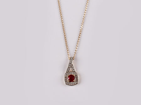 9 CT Yellow Gold Ruby Necklace