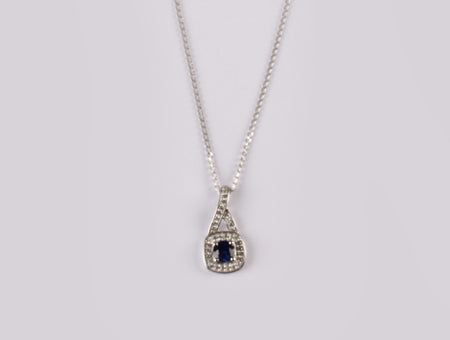9 CT White Gold Sapphire Necklace