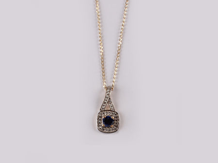 9 CT Yellow Gold Sapphire Necklace