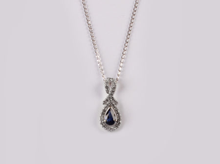 9 CT White Gold Sapphire Necklace