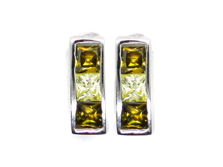 A Peridot Zirconia Earring.