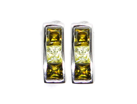 A Peridot Zirconia Earring.