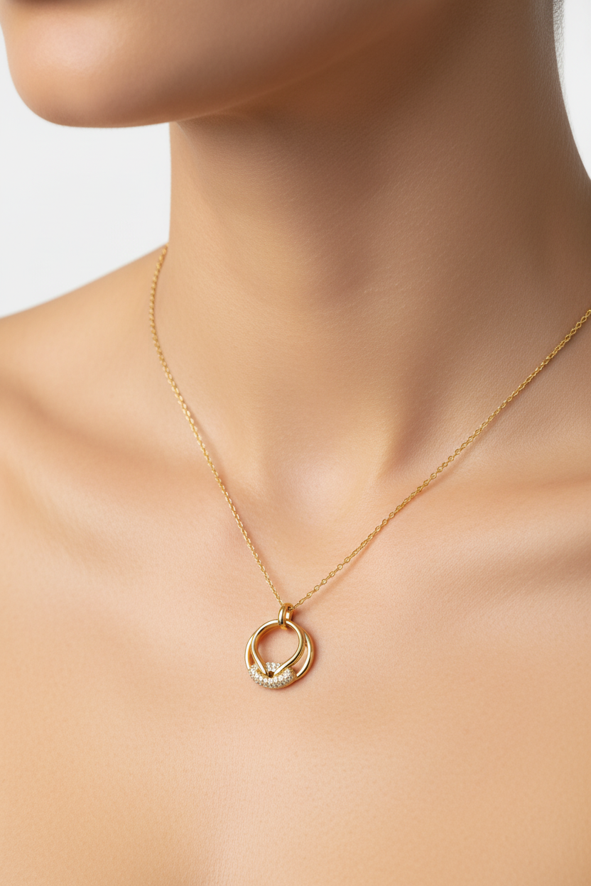 A Yellow Gold Plated Silver White CZ Stone Necklace (Pendant and Chain)
