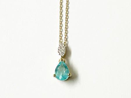 9 CT Yellow Gold Aquamarine Cz Earring.