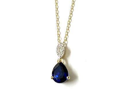 A Yellow Gold Sapphire Cz Necklace