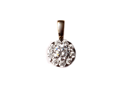 9 CT Yellow Gold Pendant And Earring Set Chained.