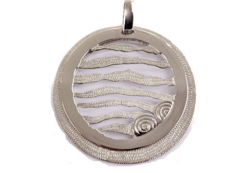 Irish Sinead Collection Silver Celtic Pendant.