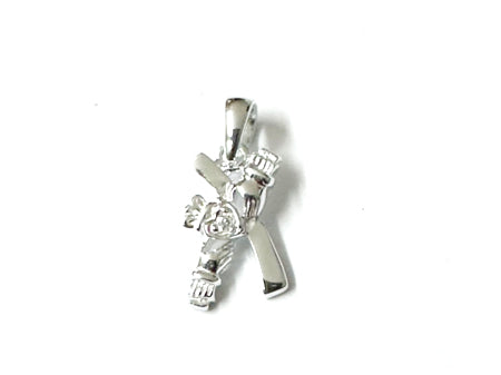 Claddagh Silver Pendant (White)