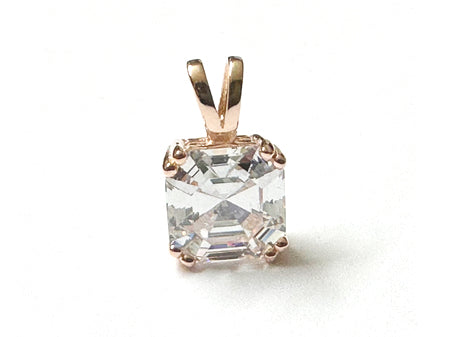 A Rose Plated Silver White Cubic Zirconia Earring