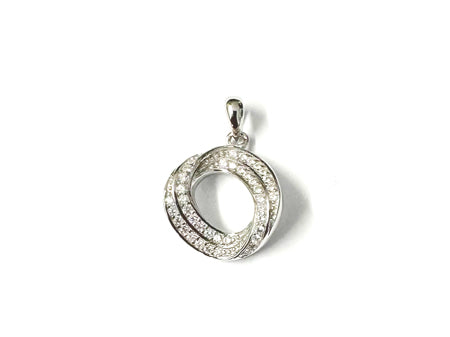 A White Cubic Zirconia Pendant