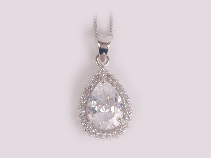 A White Cubic Zirconia Pendant
