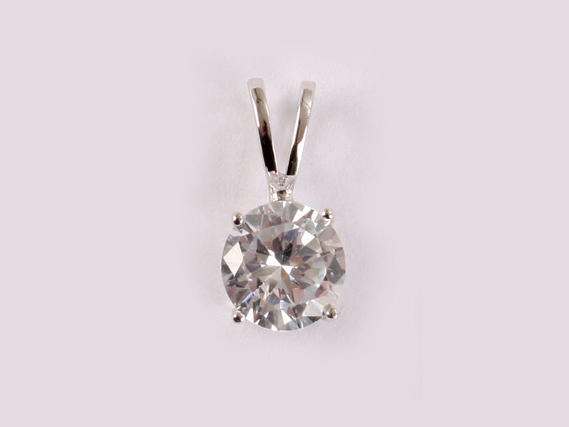 A White Cubic Zirconia Pendant