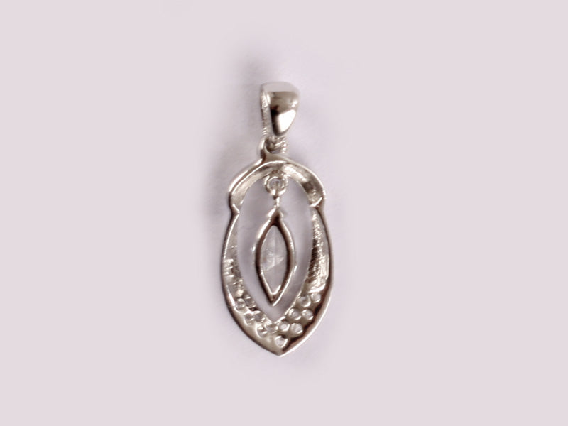 A White Cubic Zirconia Pendant