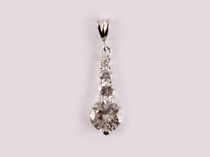 A White Cubic Zirconia Pendant
