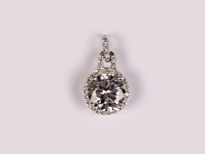 A White Cubic Zirconia Pendant