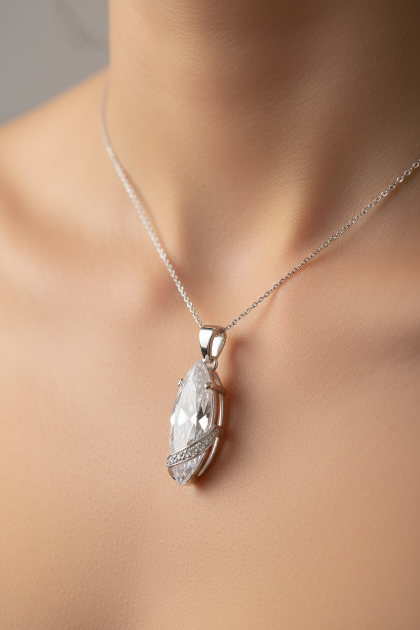 White Cubic Zirconia Pendant