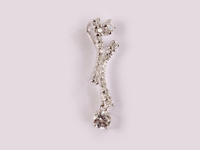 A White Cubic Zirconia Pendant
