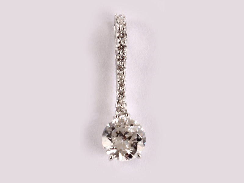 A White Cubic Zirconia Pendant