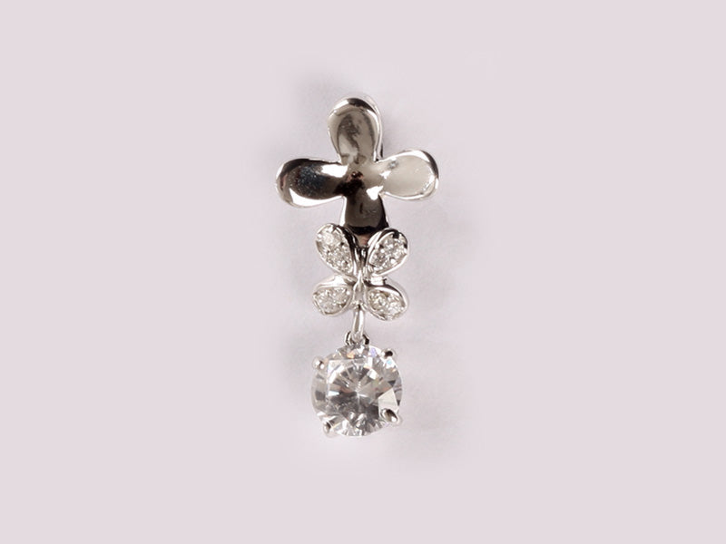 A White Cubic Zirconia Pendant
