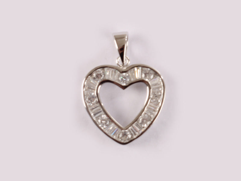 A White Cubic Zirconia Pendant