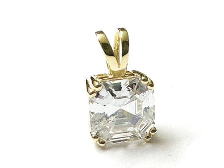 A Yellow Plated Silver White Cubic Zirconia Earring