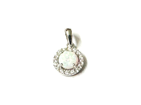 9 CT White Gold Opal Pendant