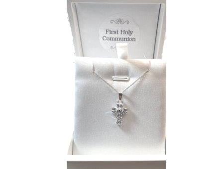 Holy Communion/Confirmation Silver Cross Pendant Chained Boxed.