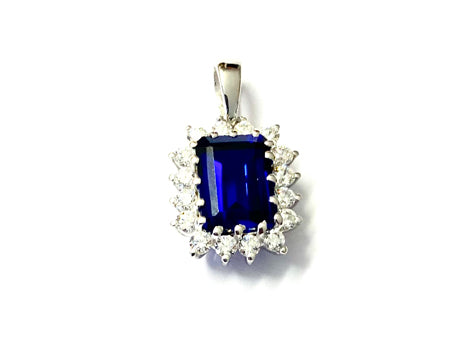 9 CT White Gold Sapphire Pendant