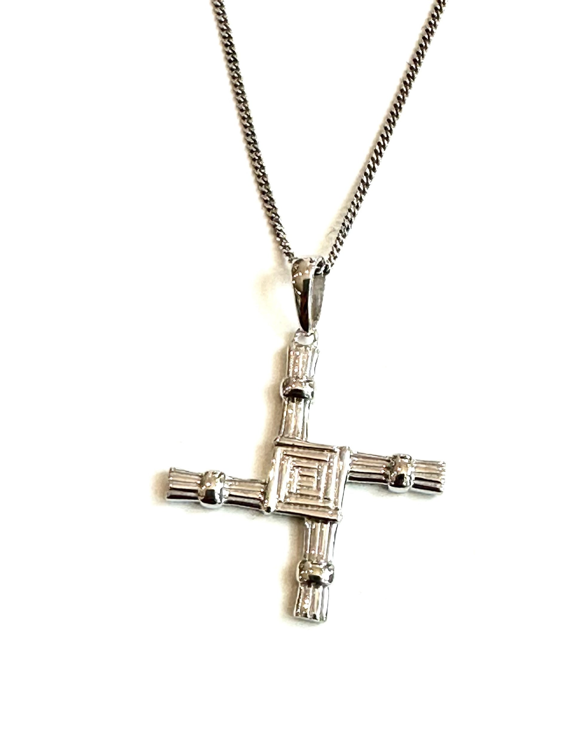 9CT White Gold St Bridget’s Pendant