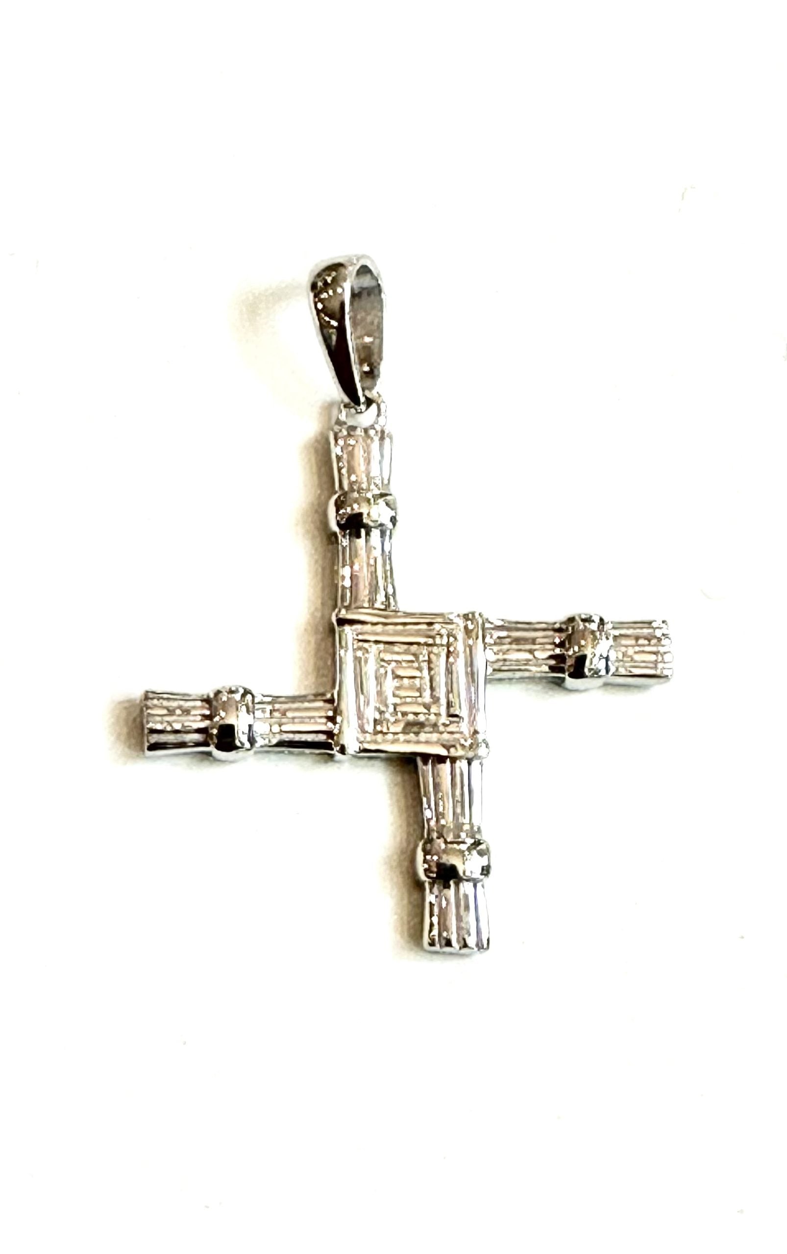 9CT White Gold St Bridget’s Pendant