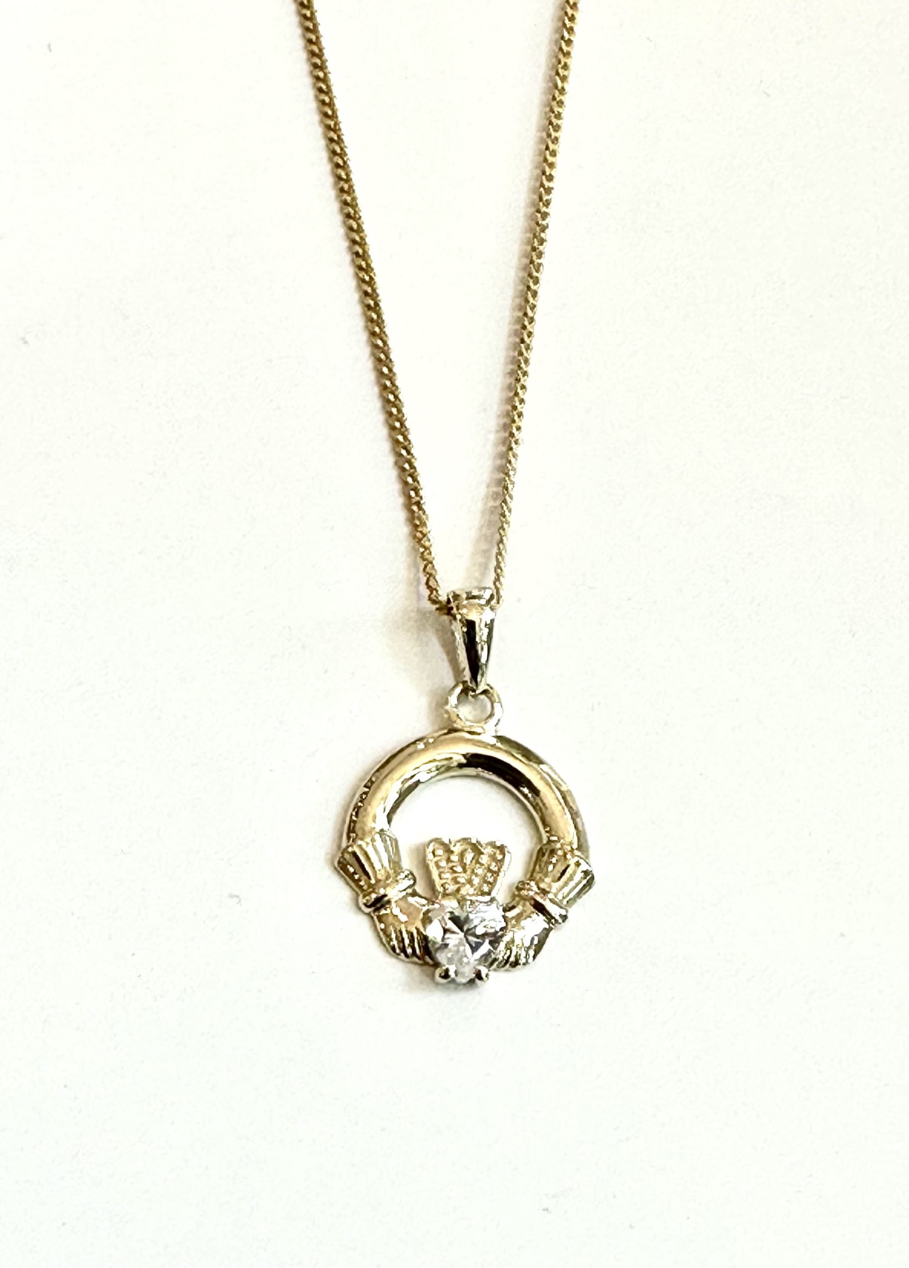 9CT Yellow Gold Cz Birthstone Claddagh Pendant