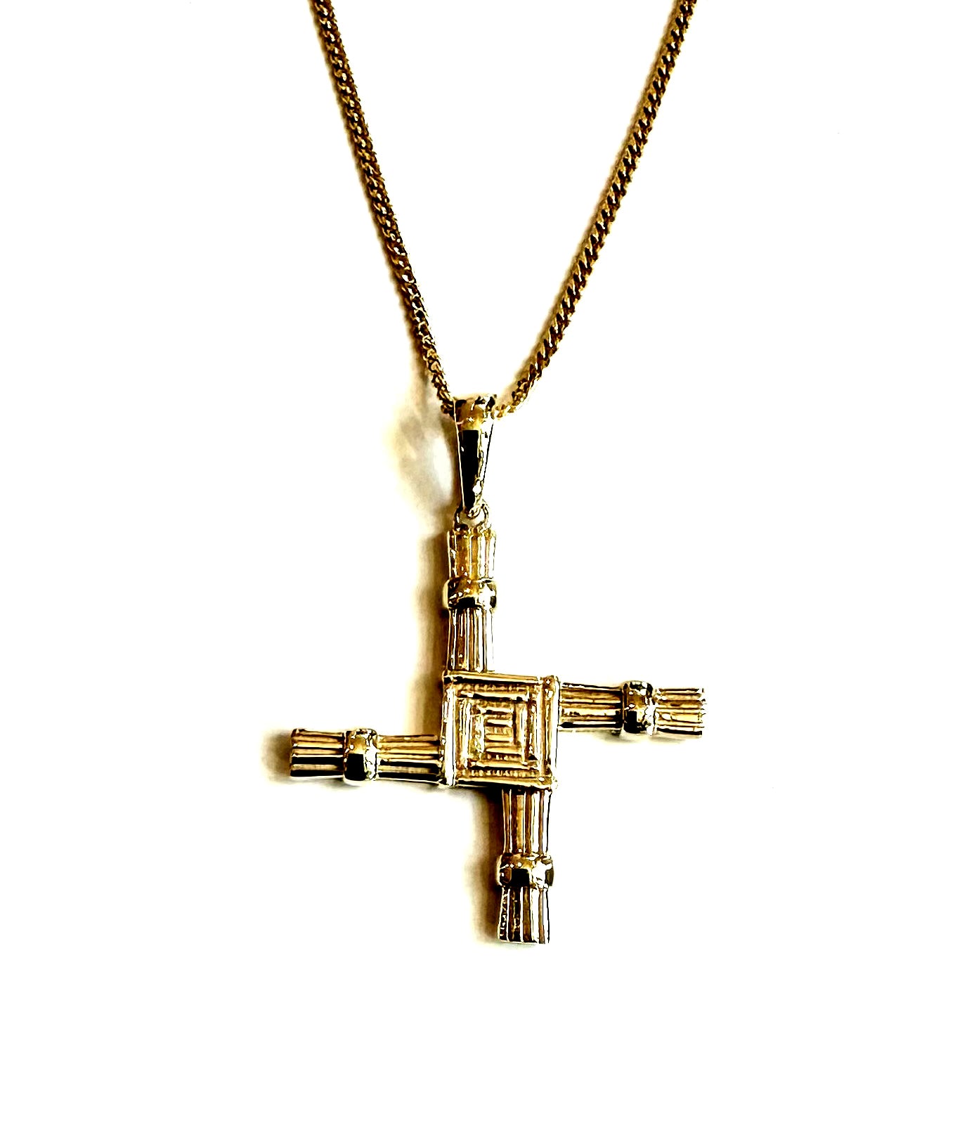 9CT Yellow Gold St Bridget’s Pendant 1.77