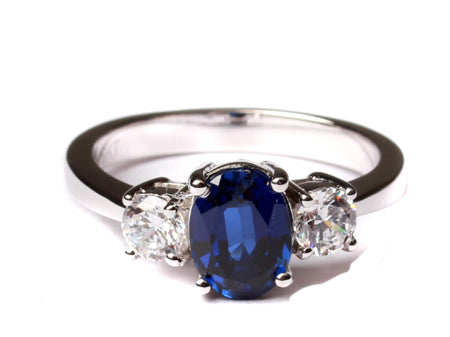 9ct White Gold Cz Ring.